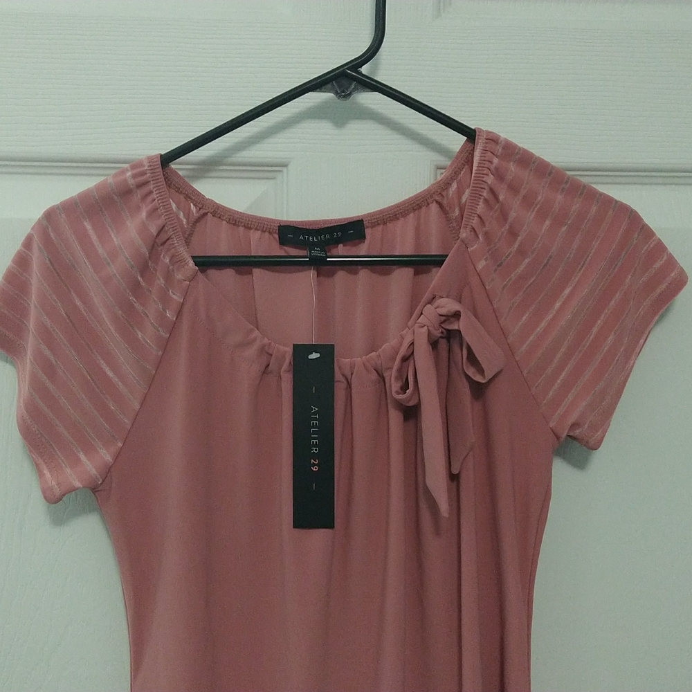 Pink top - Picture 3 of 7